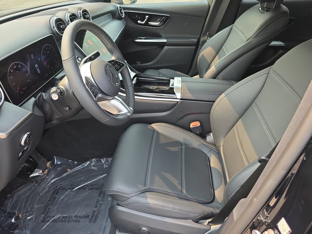 New 2025 Mercedes-Benz GLC 300 4MATIC image 8