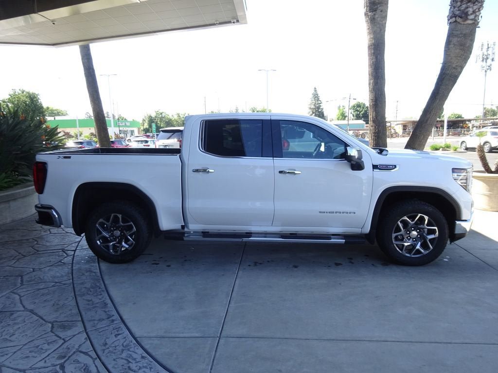 New 2026 GMC Sierra 1500 SLT AWD/4WD image 11
