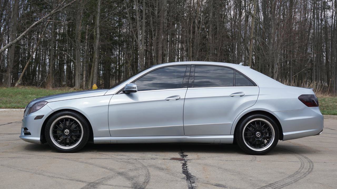 Used 2013 Mercedes-Benz E 350 BlueTEC Sedan image 2