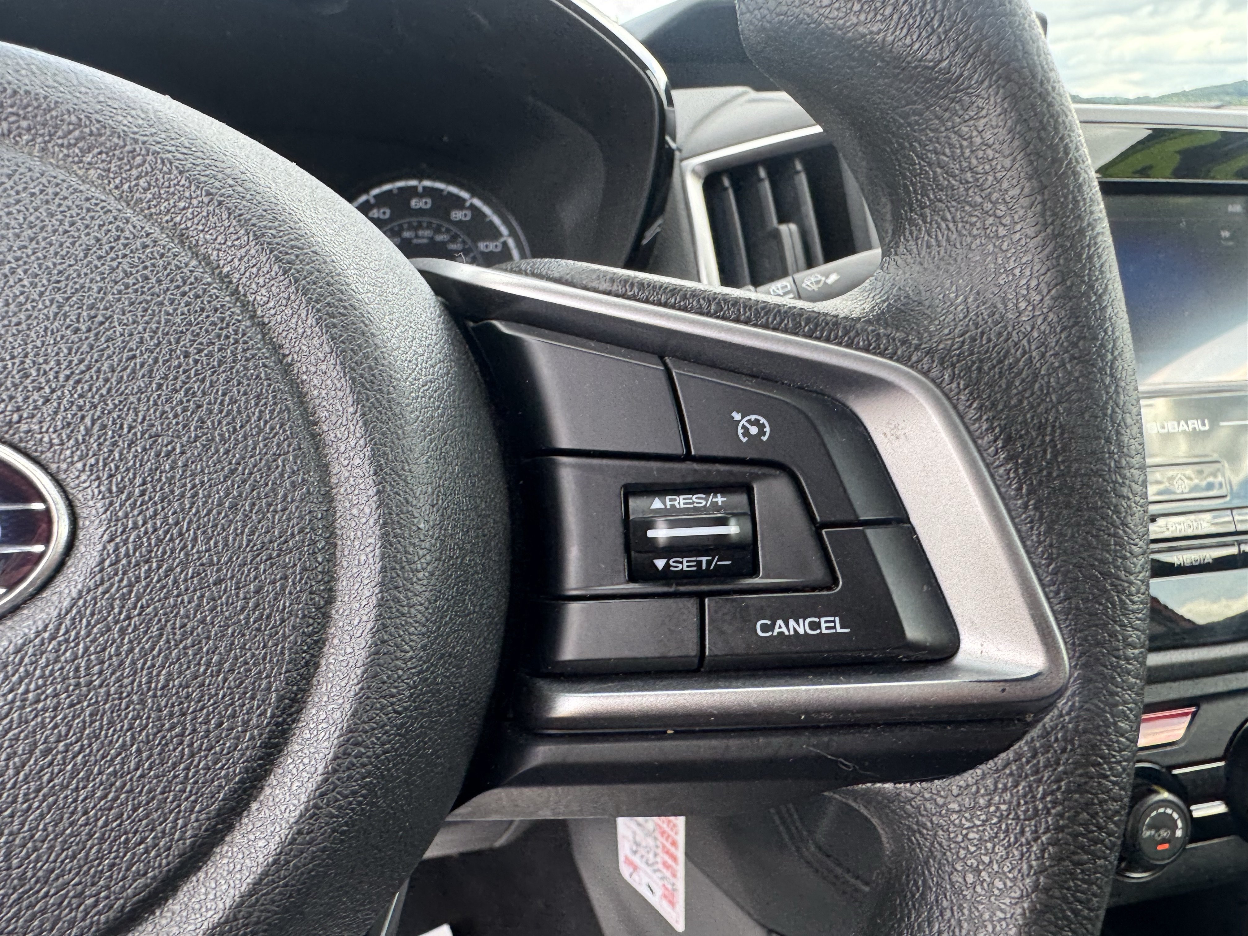 Used 2019 Subaru Crosstrek 2.0i AWD/4WD image 19