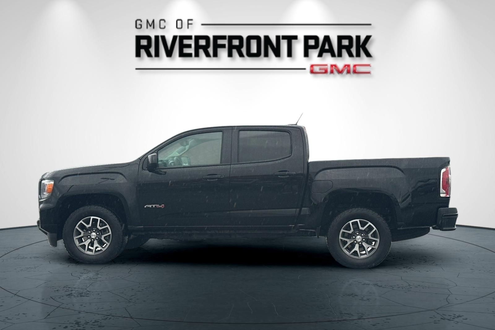 Used 2022 GMC Canyon AT4 w/ Trailering Package AWD/4WD image 6