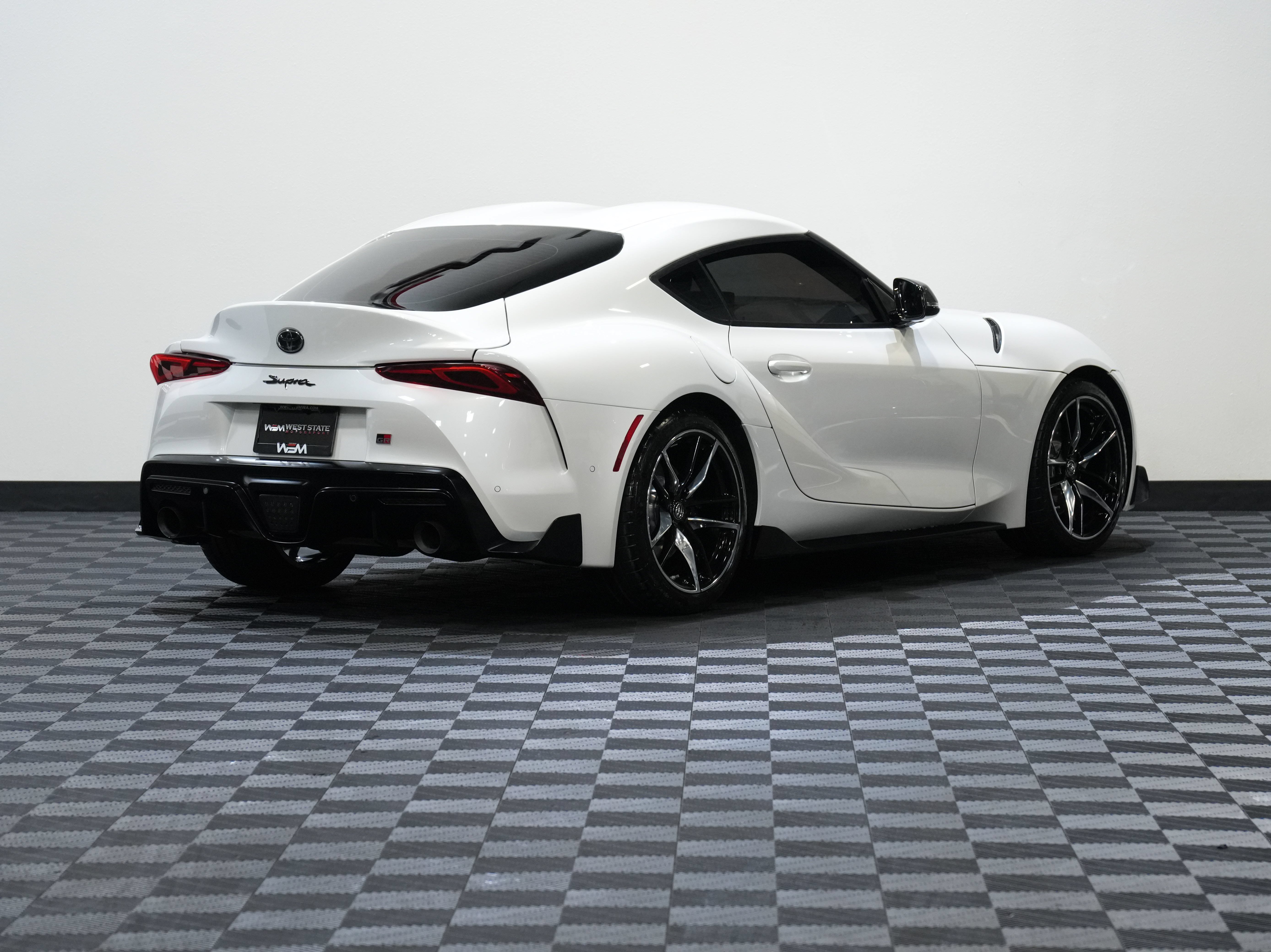 Used 2021 Toyota Supra w/ Safety & Technology Package RWD image 6