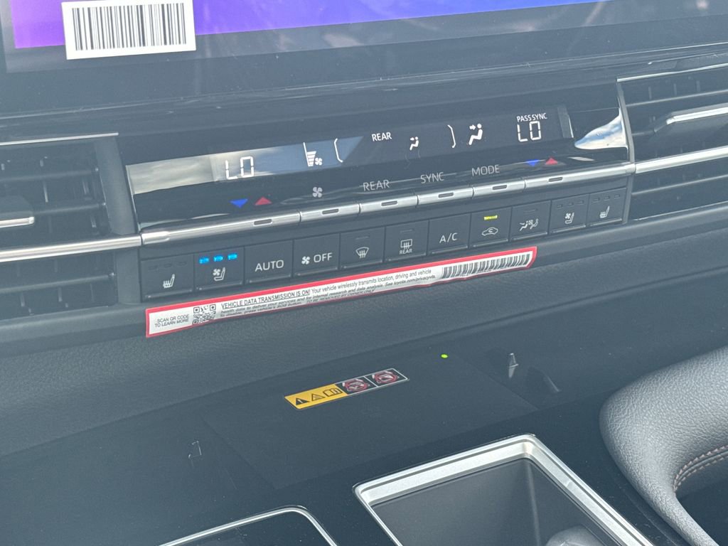 New 2026 Toyota Sienna Platinum AWD/4WD image 31