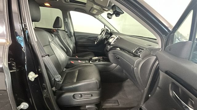Used 2017 Honda Pilot Elite image 30