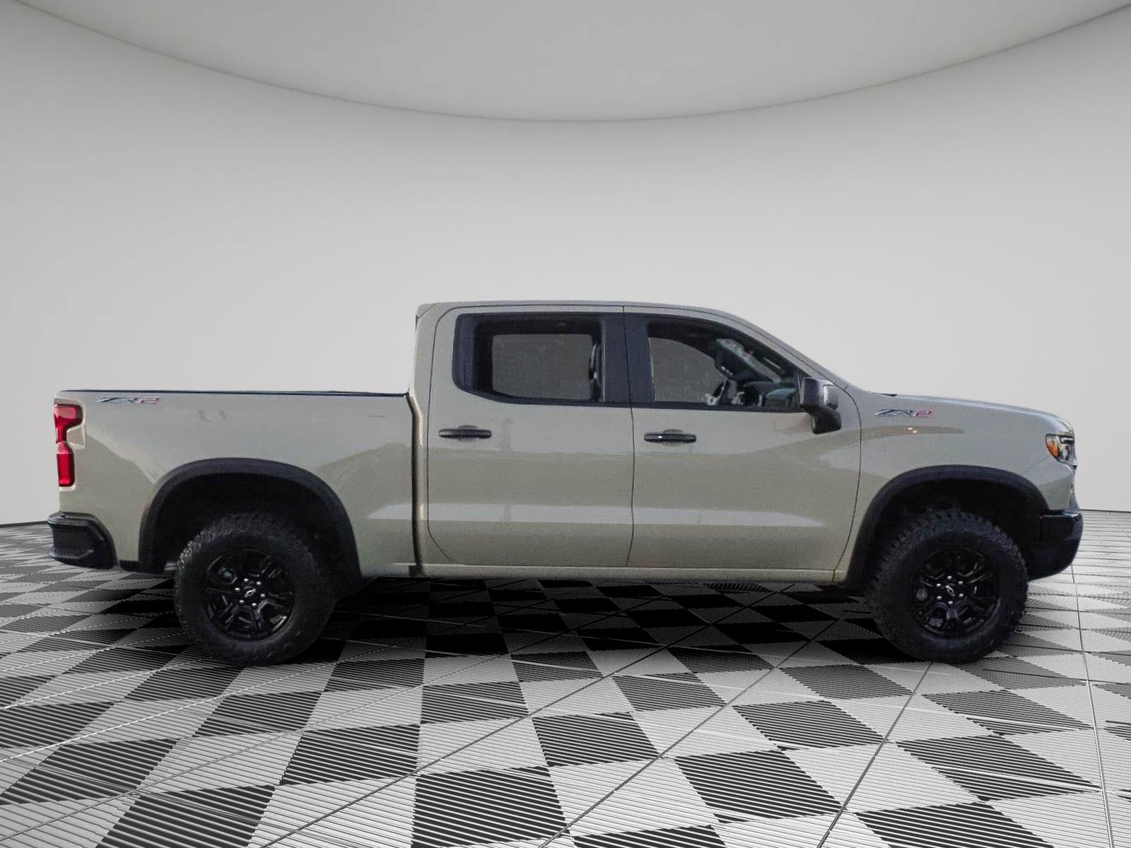 Used 2022 Chevrolet Silverado 1500 ZR2 w/ Technology Package AWD/4WD image 8