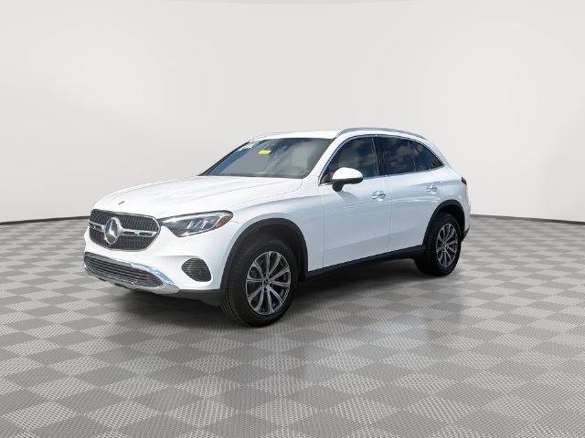 Used 2024 Mercedes-Benz GLC 300 4MATIC image 6