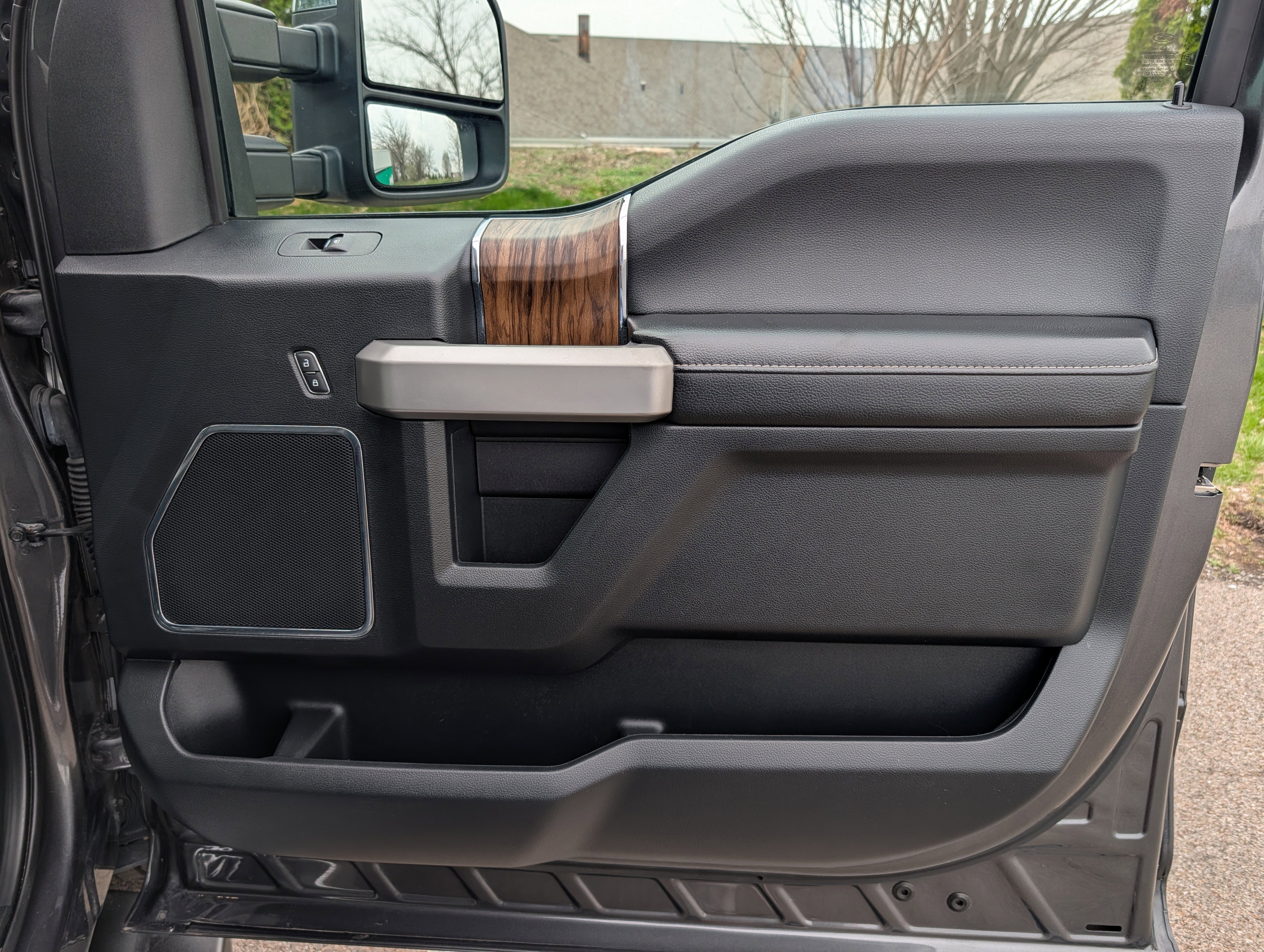 Used 2019 Ford F150 Lariat w/ Equipment Group 502A Luxury image 37