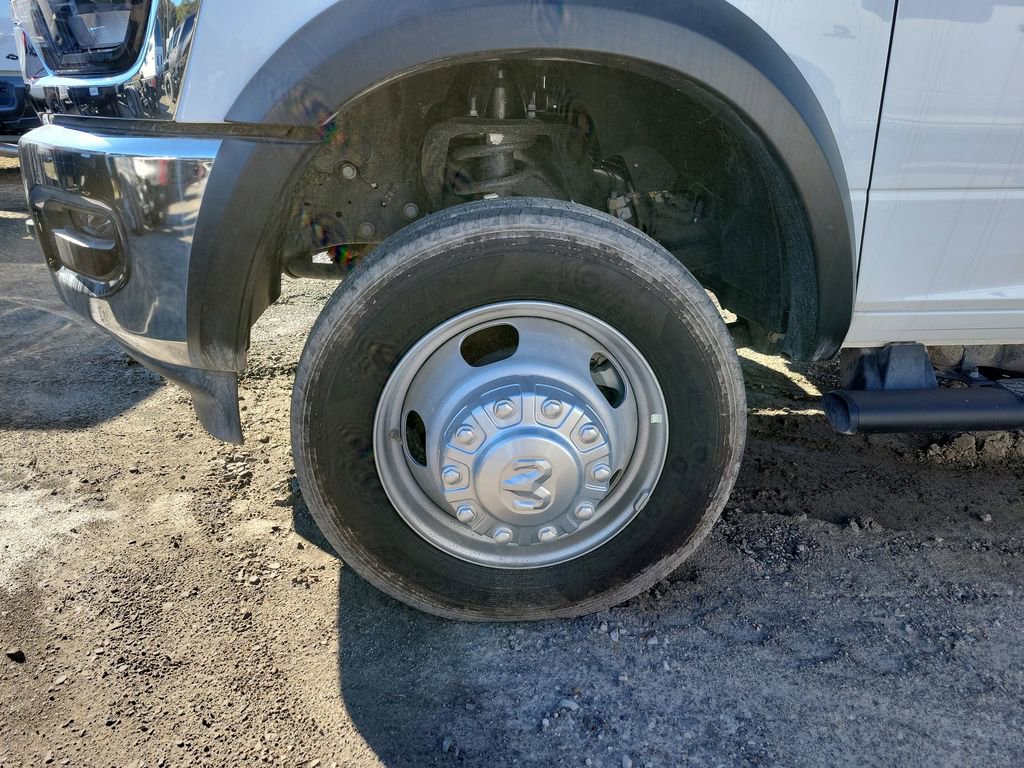 New 2026 RAM 5500 Tradesman w/ Chrome Appearance Group image 7