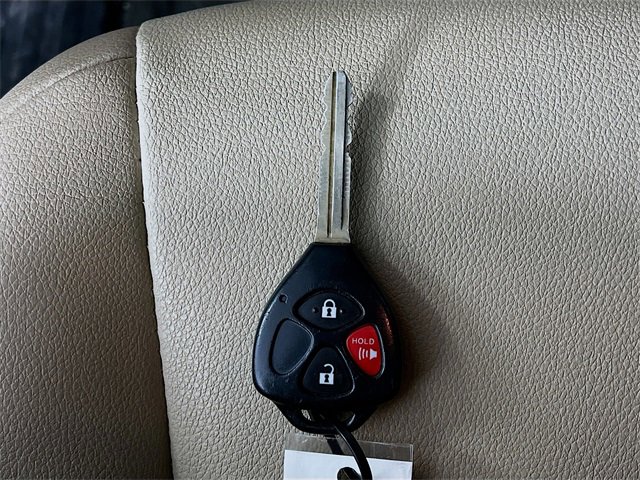 Used 2017 Toyota 4Runner SR5 image 12