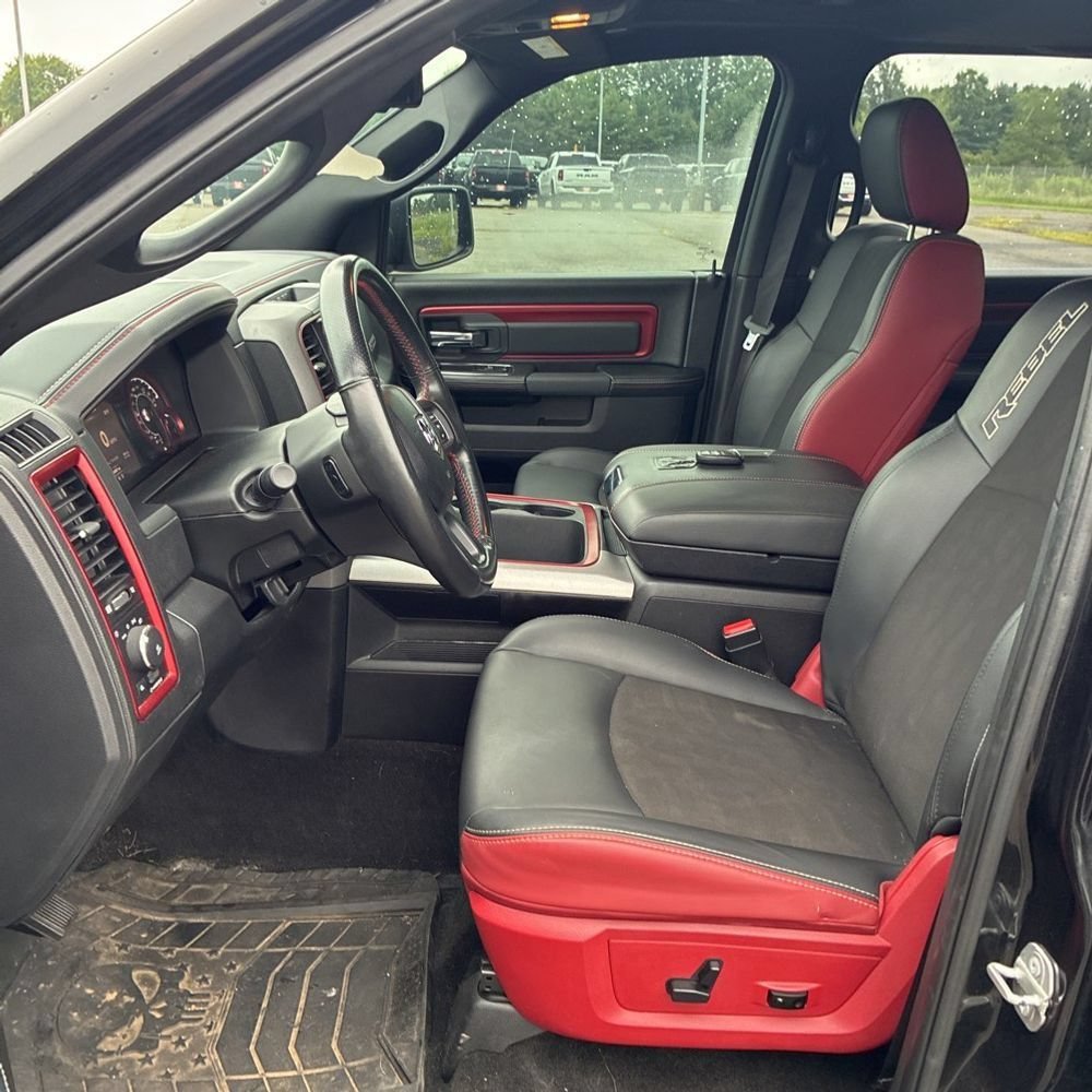 Used 2017 RAM 1500 Rebel w/ Luxury Group AWD/4WD image 5