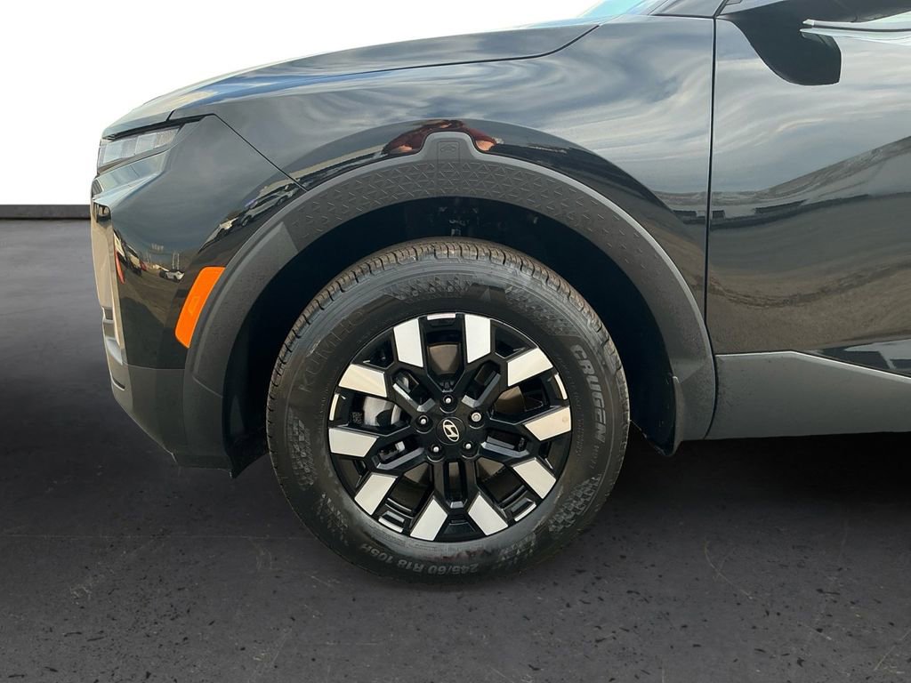 Used 2025 Hyundai Santa Cruz SE image 13