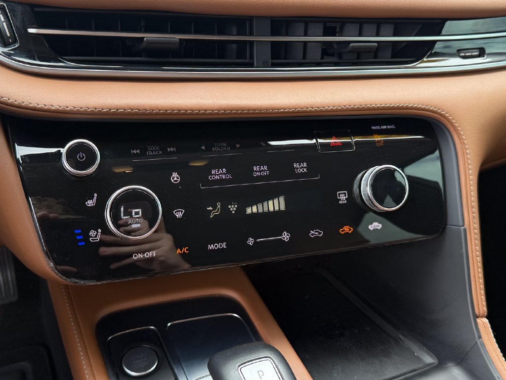 Used 2023 INFINITI QX60 Sensory w/ Vision Package AWD/4WD image 26