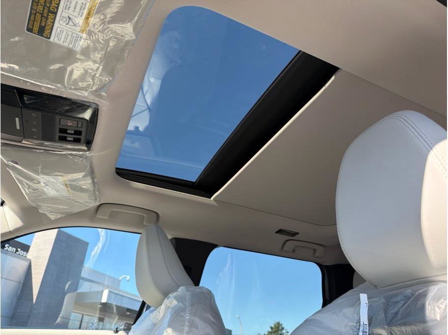 New 2026 Mitsubishi Outlander LE image 17