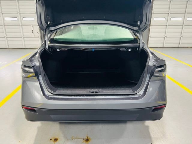 New 2026 Nissan Sentra SV image 9