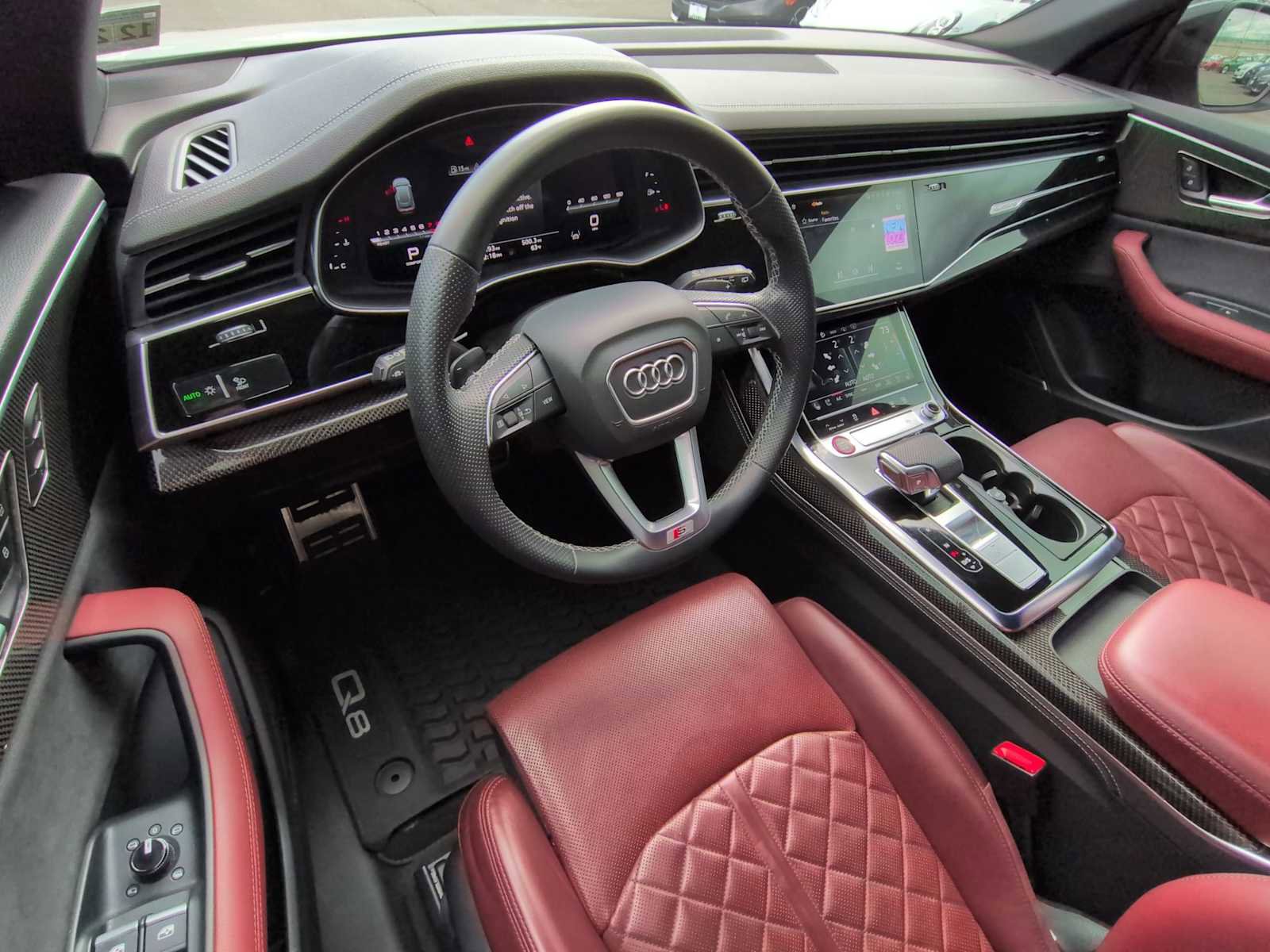 Used 2023 Audi SQ8 Premium Plus w/ Carbon Optic Package AWD/4WD image 10