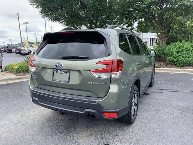 Used 2021 Subaru Forester Premium w/ Popular Package #1 AWD/4WD image 8