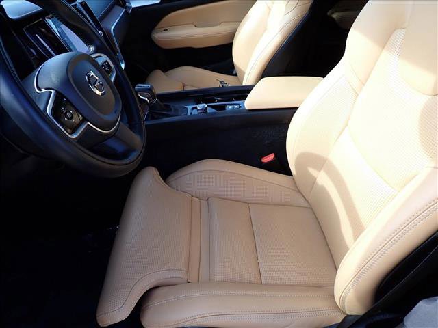 Used 2022 Volvo V60 T5 Cross Country AWD/4WD image 14