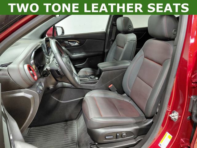 Used 2025 Chevrolet Blazer RS w/ Enhanced Convenience Package AWD/4WD image 3