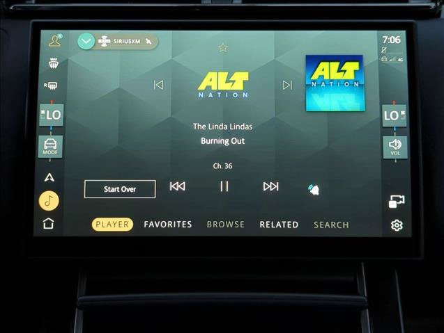 Used 2024 Land Rover Range Rover Velar Dynamic SE AWD/4WD image 14