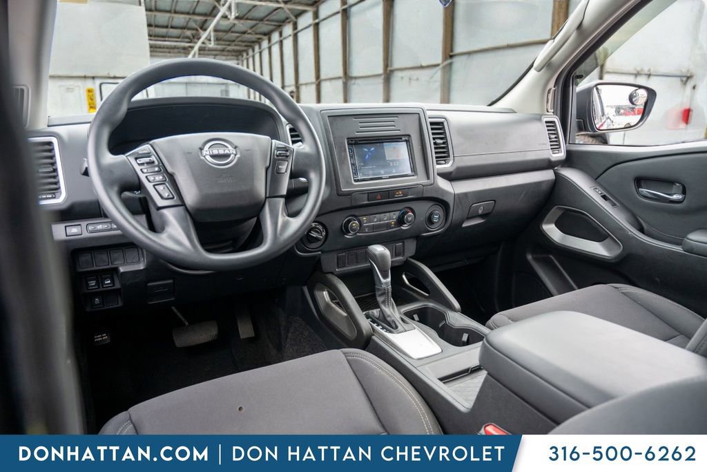 Used 2022 Nissan Frontier SV image 23