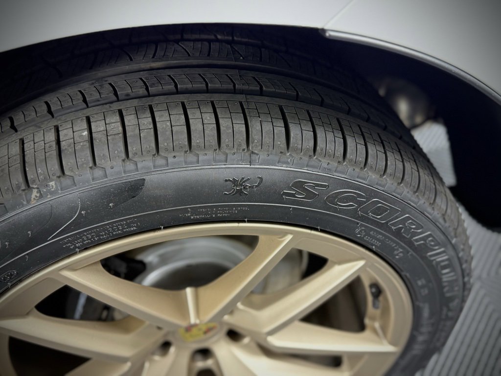 New 2026 Porsche Macan image 17