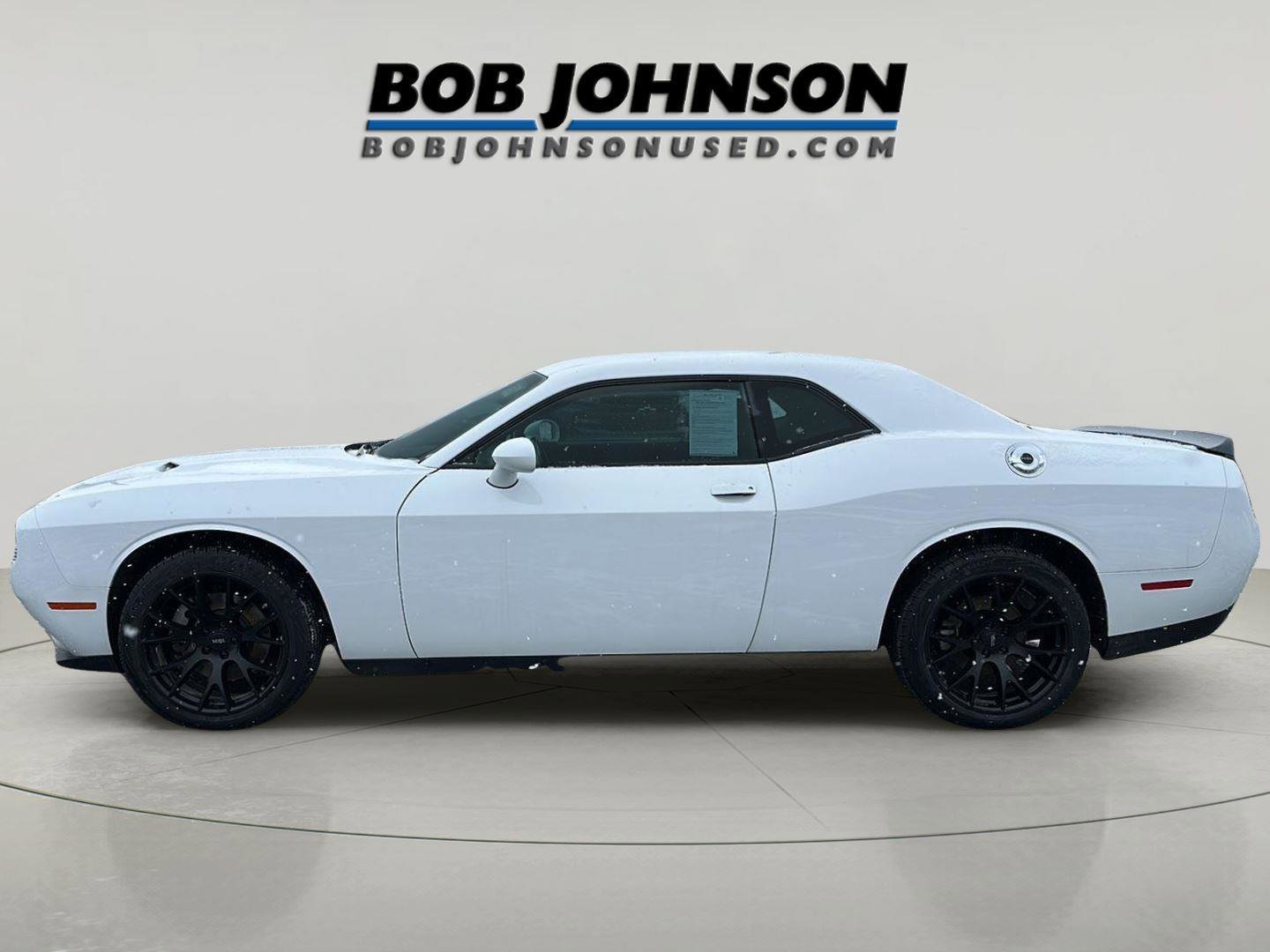 Used 2023 Dodge Challenger SXT w/ Plus Package image 4