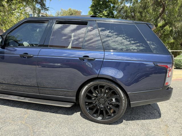 Used 2017 Land Rover Range Rover Supercharged AWD/4WD image 15