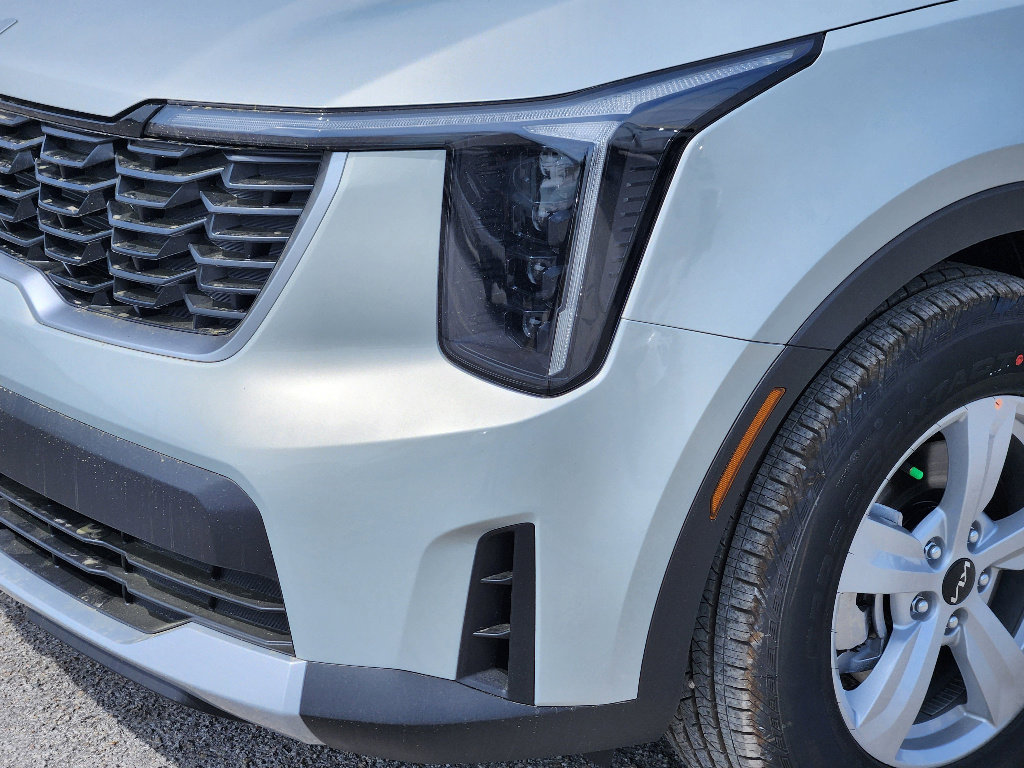 New 2026 Kia Sorento LX image 6