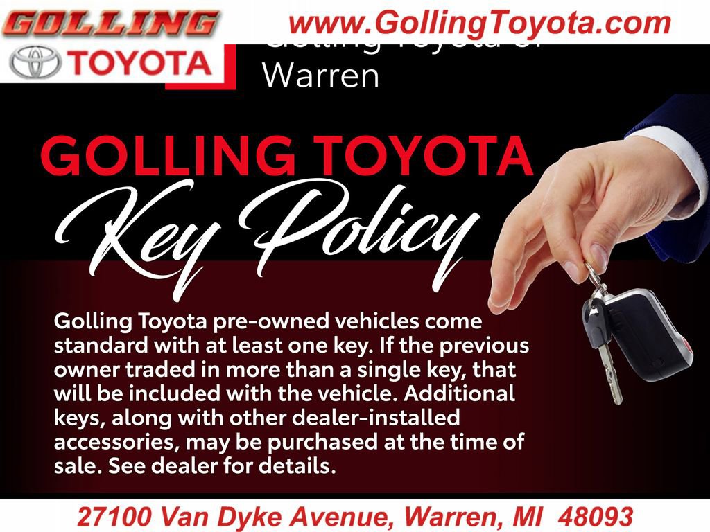 Used 2023 Toyota Prius LE image 30