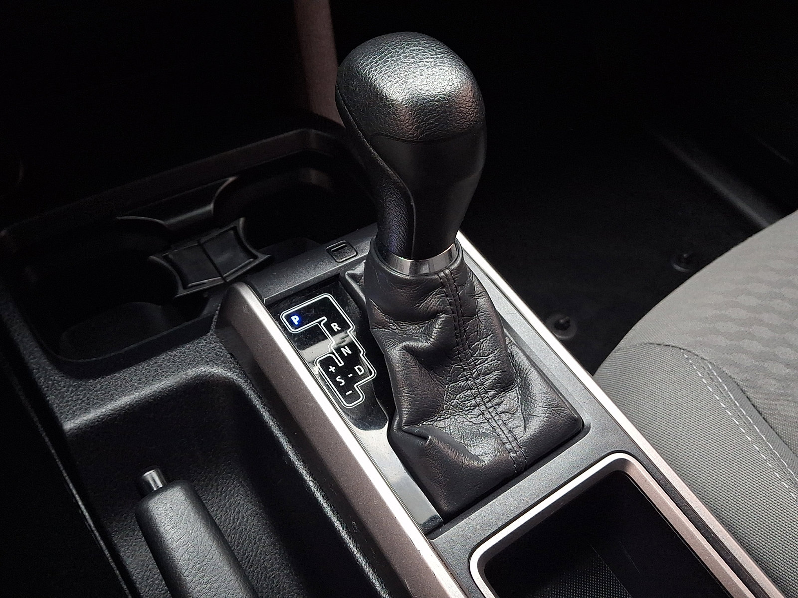 Used 2020 Toyota Tacoma SR5 image 14