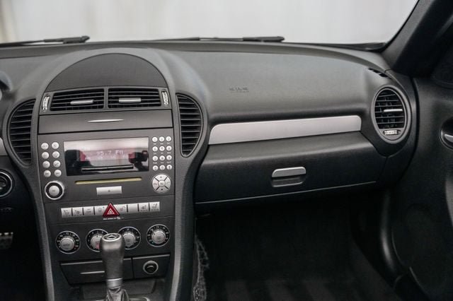 Used 2006 Mercedes-Benz SLK 350 image 5
