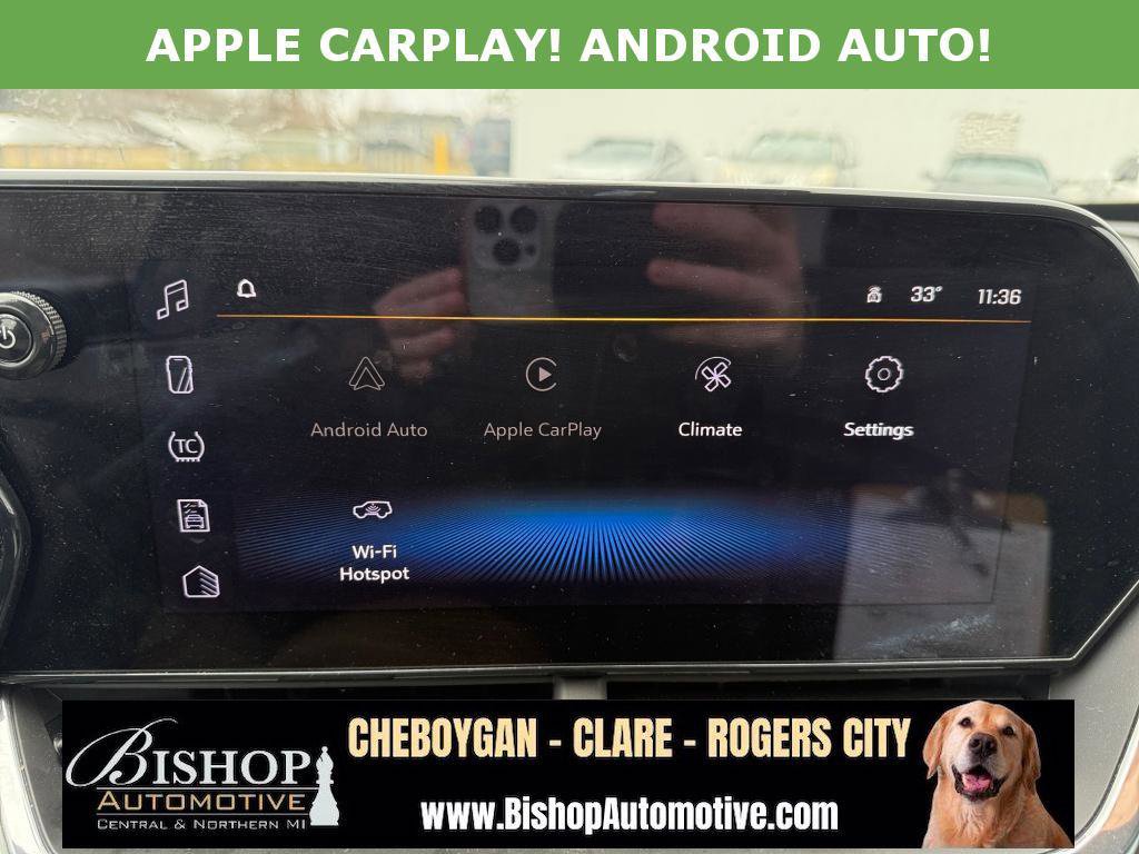 Used 2025 Chevrolet Trax LT image 12