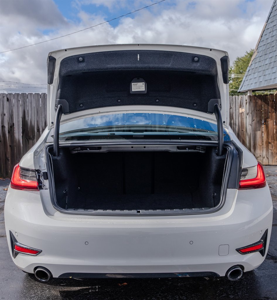 Used 2020 BMW 330i Sedan image 9