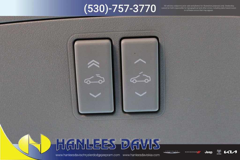 Used 2015 Chevrolet SS image 26