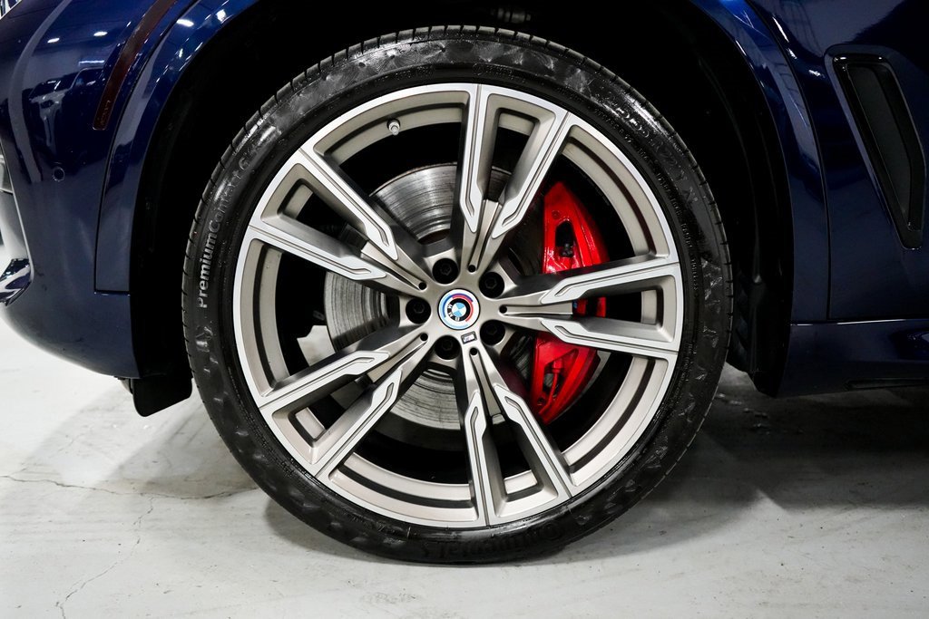 Used 2023 BMW X5 M50i w/ Executive Package image 28