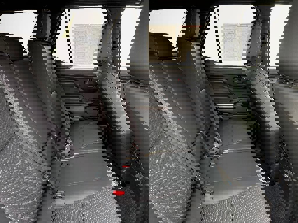 Certified 2025 Toyota 4Runner TRD Off-Road Premium image 28