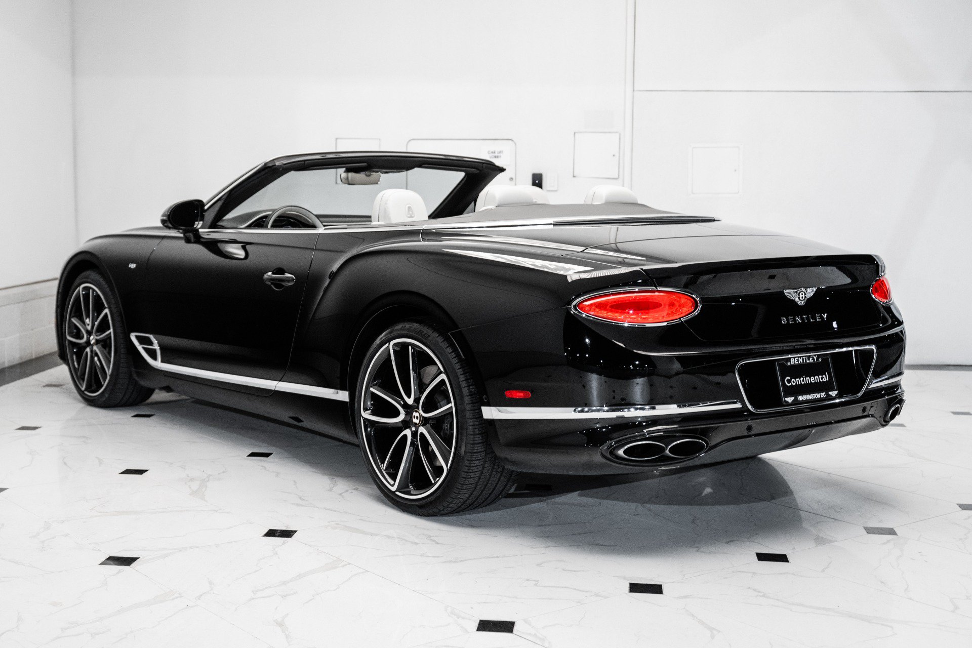 Certified 2020 Bentley Continental GT V8 AWD/4WD image 3