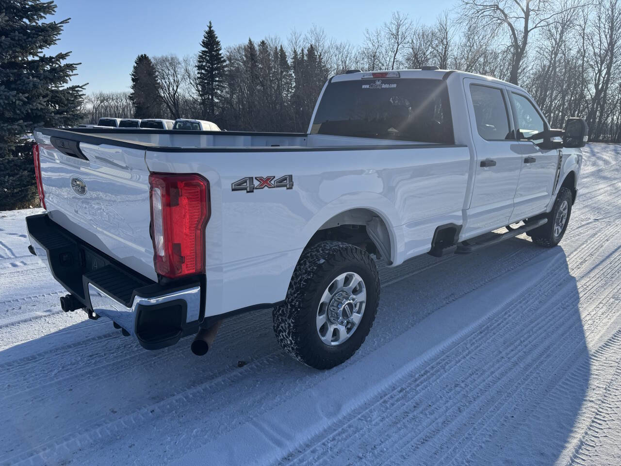 Used 2023 Ford F350 XLT w/ Camper Package image 11