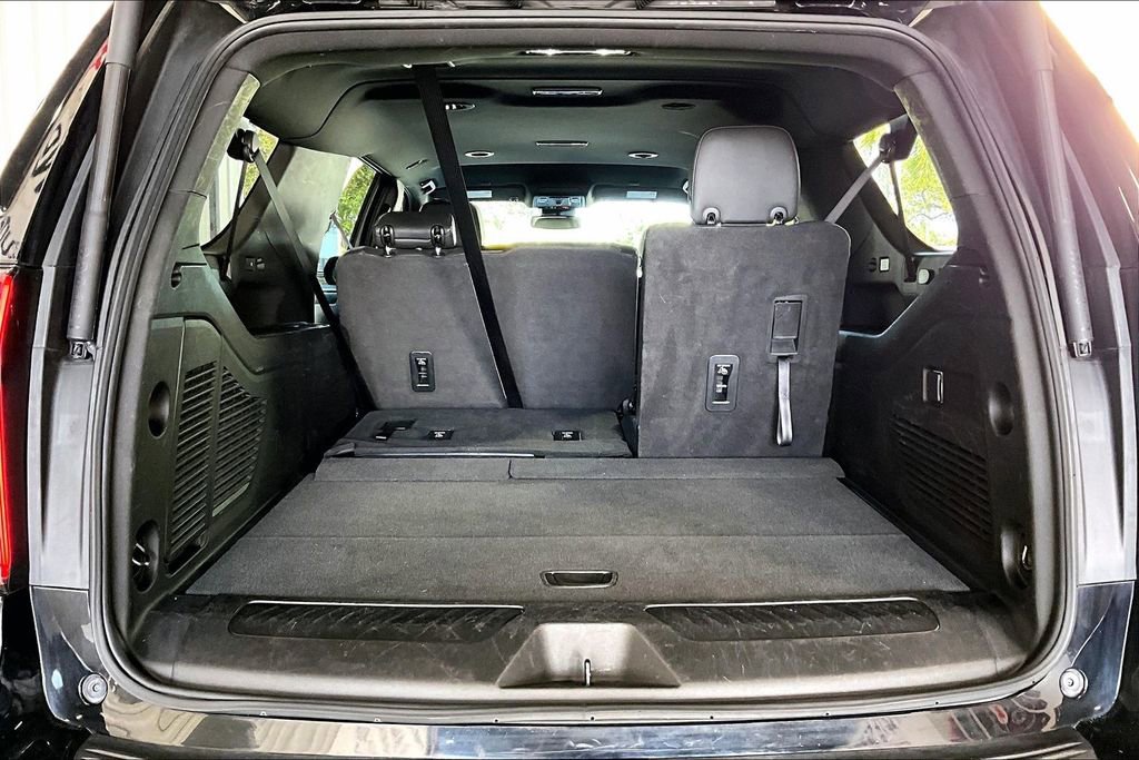 Used 2023 Chevrolet Suburban LT image 22