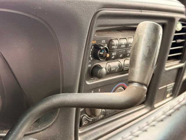 Used 2002 Chevrolet Silverado 1500 LS w/ Heavy Duty Suspension Pkg RWD image 16