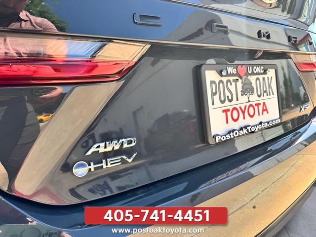 Used 2025 Toyota Camry XSE AWD/4WD image 30