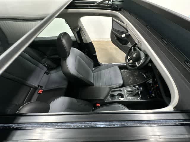 New 2026 Volkswagen Jetta SE image 6
