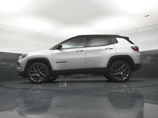 New 2026 Jeep Compass Limited AWD/4WD image 21