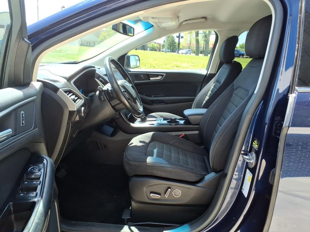 Used 2016 Ford Edge SEL AWD/4WD image 13