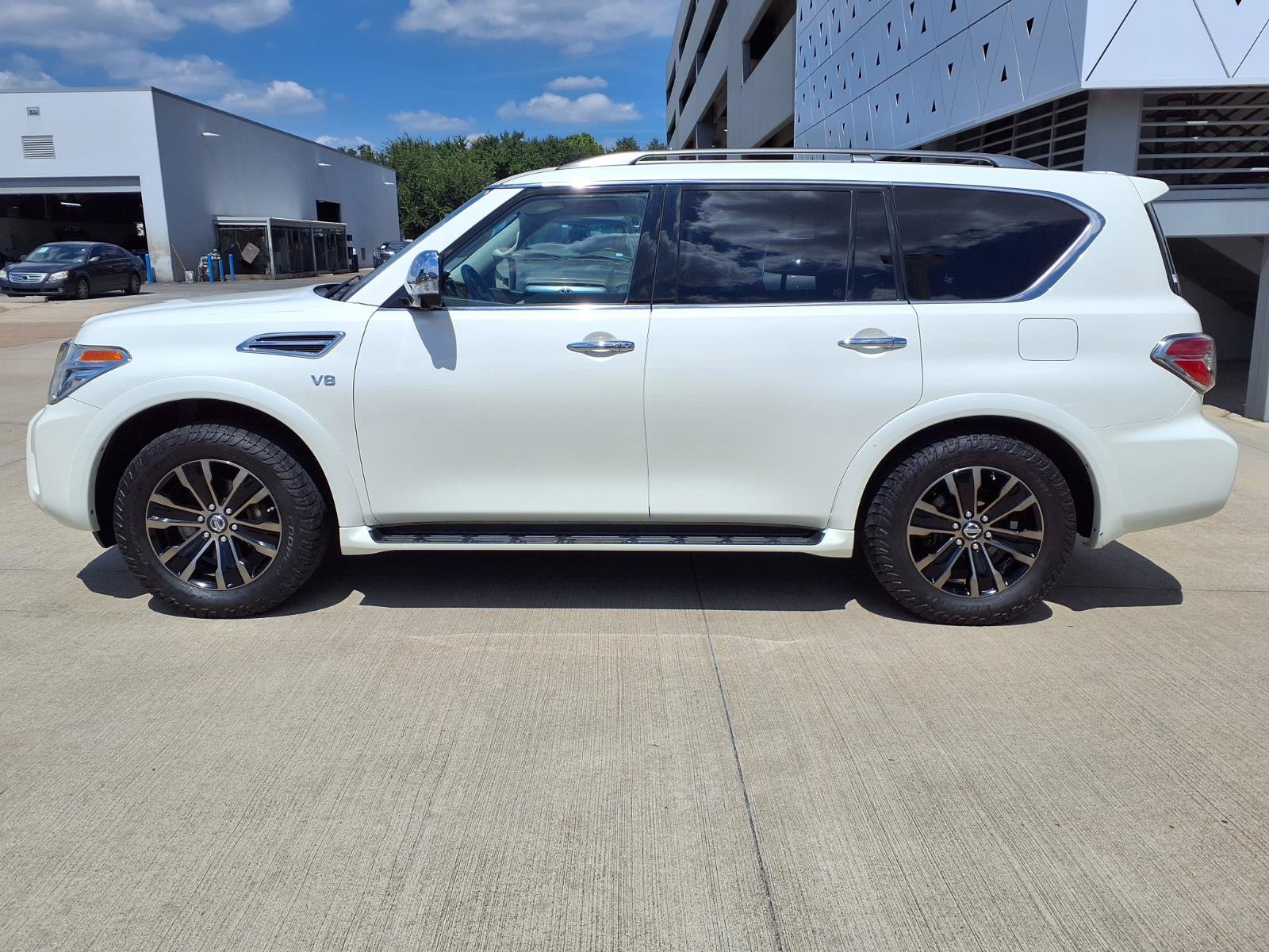 Used 2019 Nissan Armada Platinum w/ Captain's Chairs Package AWD/4WD image 30