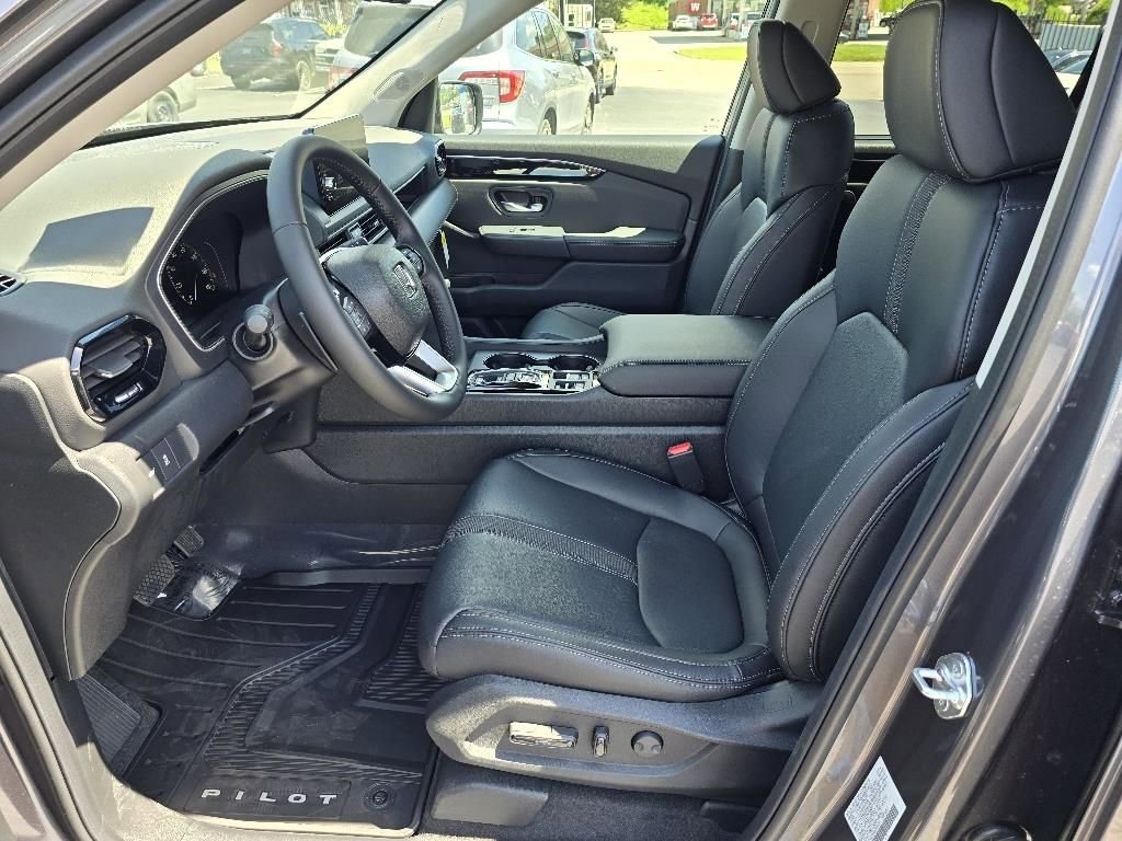 New 2025 Honda Pilot EX-L image 12
