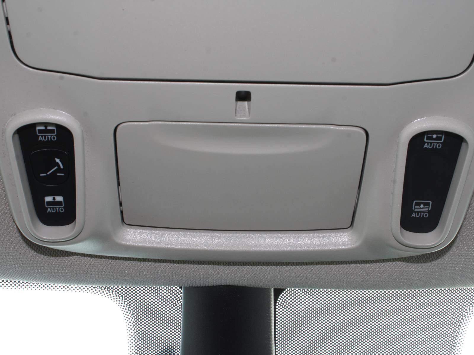 Used 2023 Chrysler Pacifica Limited image 13