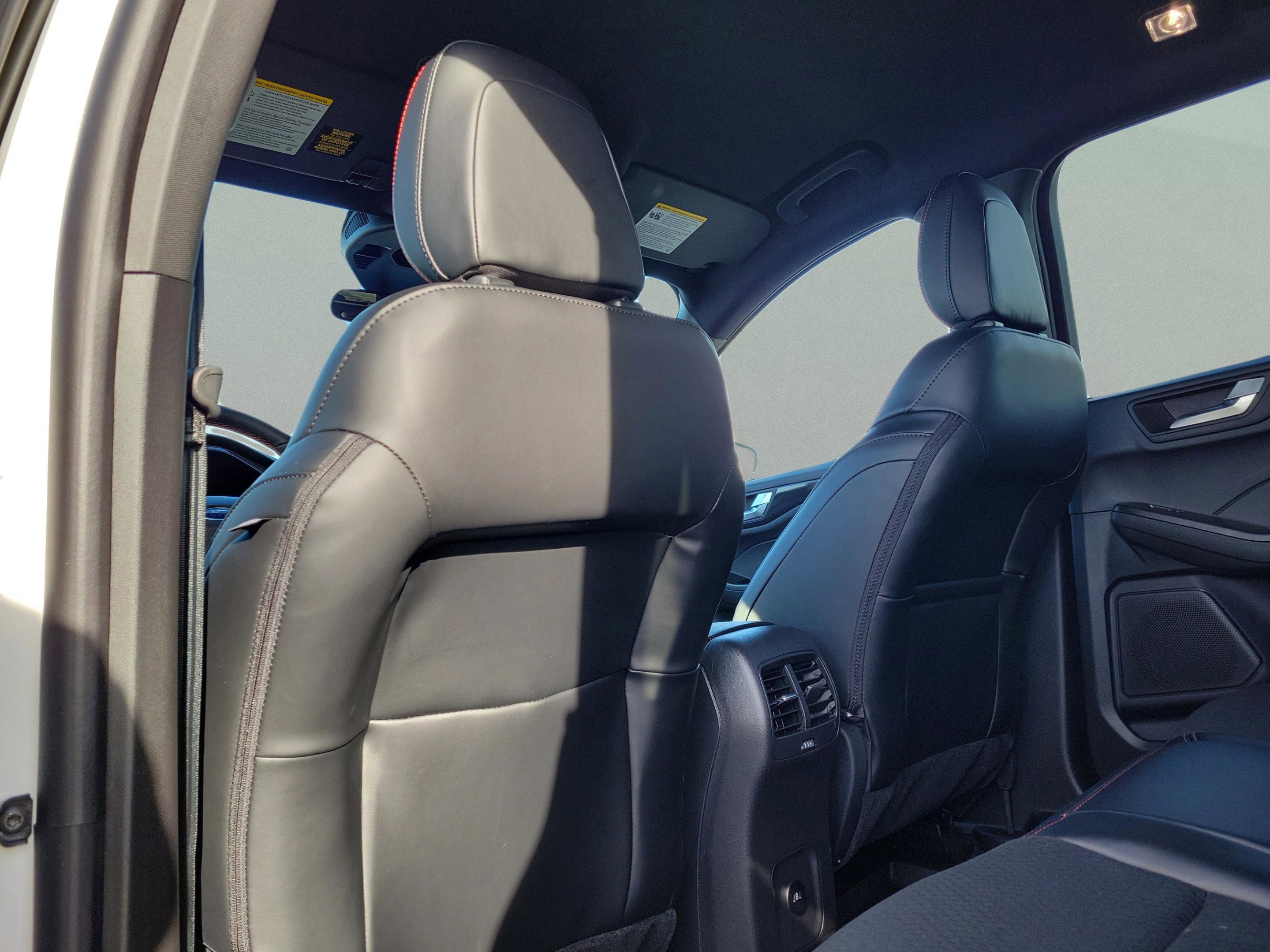 New 2026 Ford Escape ST-Line w/ Cold Weather Package image 6