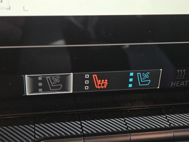 Used 2025 GMC Hummer EV 2X image 6