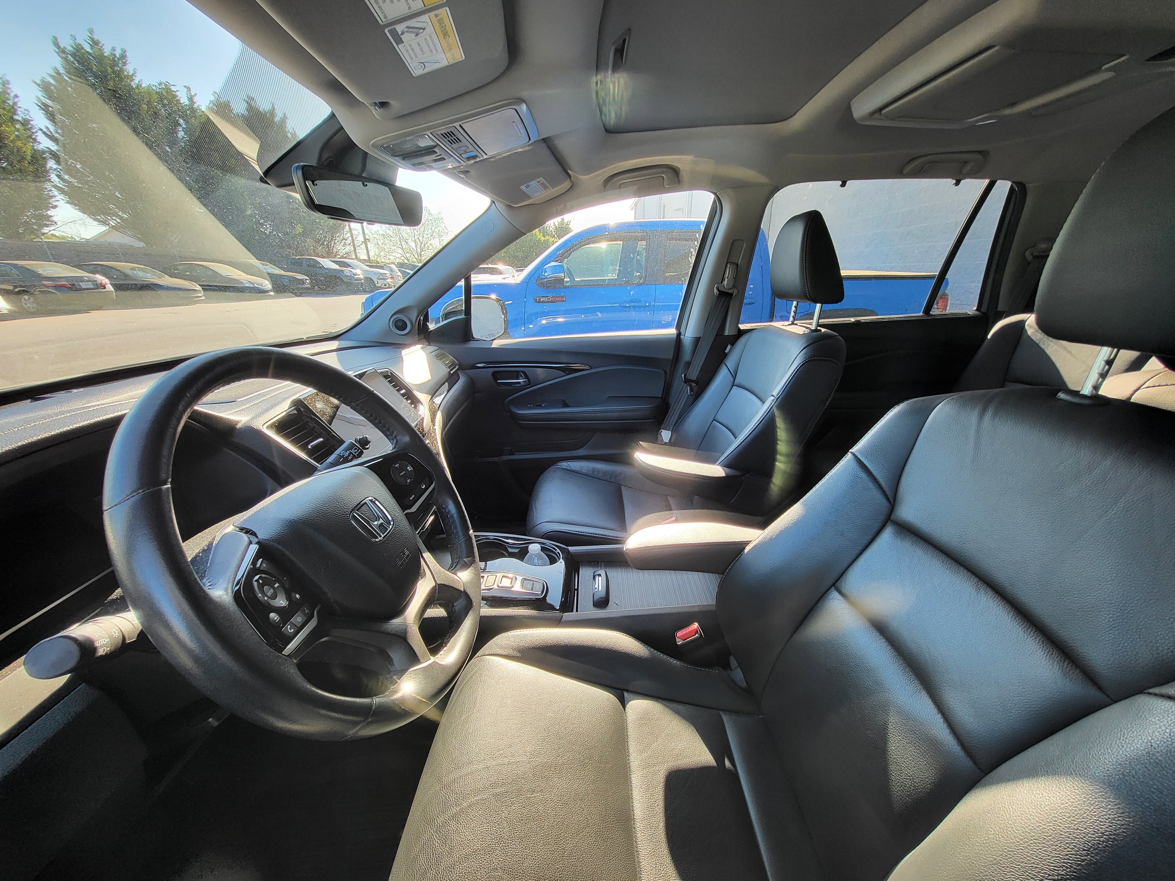 Used 2022 Honda Pilot Touring image 10
